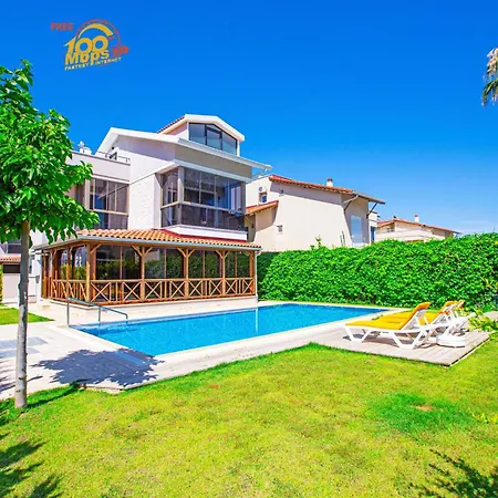 Paradise Town Villa Estella